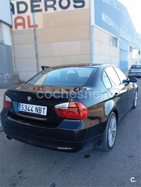 Usado BMW 318 122 CV (89 kW) 2008 Negro Berlina
