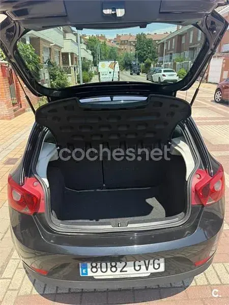Usado Seat Ibiza Sport 90 CV (66 kW) 2010 Negro Berlina