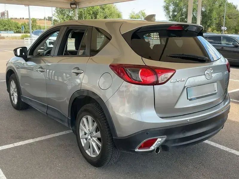 Usado Mazda CX-5 Style 150 CV (110 kW) 2015 Gris / plata SUV