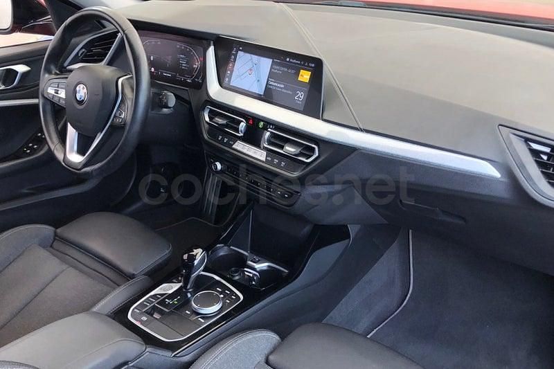 Usado BMW 118 150 CV (110 kW) 2022 Rojo Utilitario