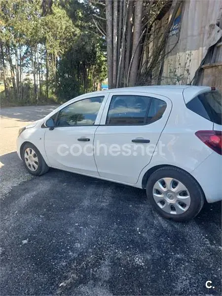 Używany Opel Corsa Expression 75 KM (55 kW) 2018 Biały Hatchback