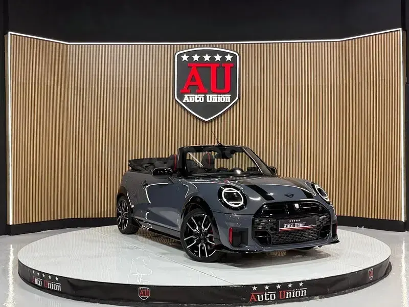 Nuevo Mini John Cooper Works 231 CV (169 kW) 2026 Gris / plata Utilitario