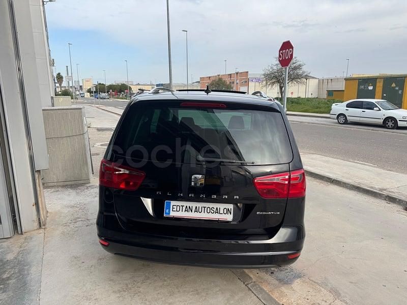 Usado Seat Alhambra Ecomotive 150 CV (110 kW) 2011 Negro Monovolumen