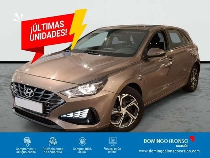 Marrón Usado 2022 Hyundai i30 Berlina | 15.190 € (Buen precio) - Imagen 1/4