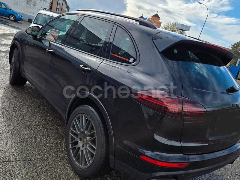 Usado Porsche Cayenne Platinum Edition 262 CV (192 kW) 2017 Negro SUV