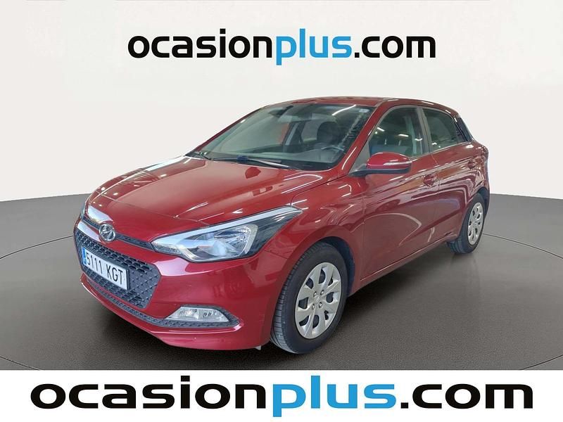 Käytetty Hyundai i20 101 HP (74 kW) 2018 Punainen Viistoperä