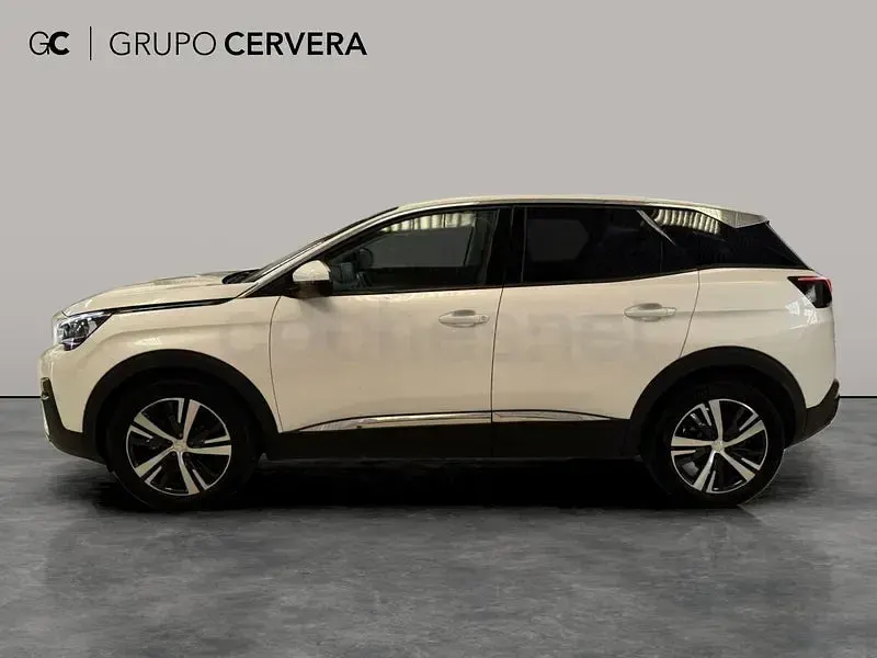 Usado Peugeot 3008 Allure 130 CV (95 kW) 2021 Blanco SUV