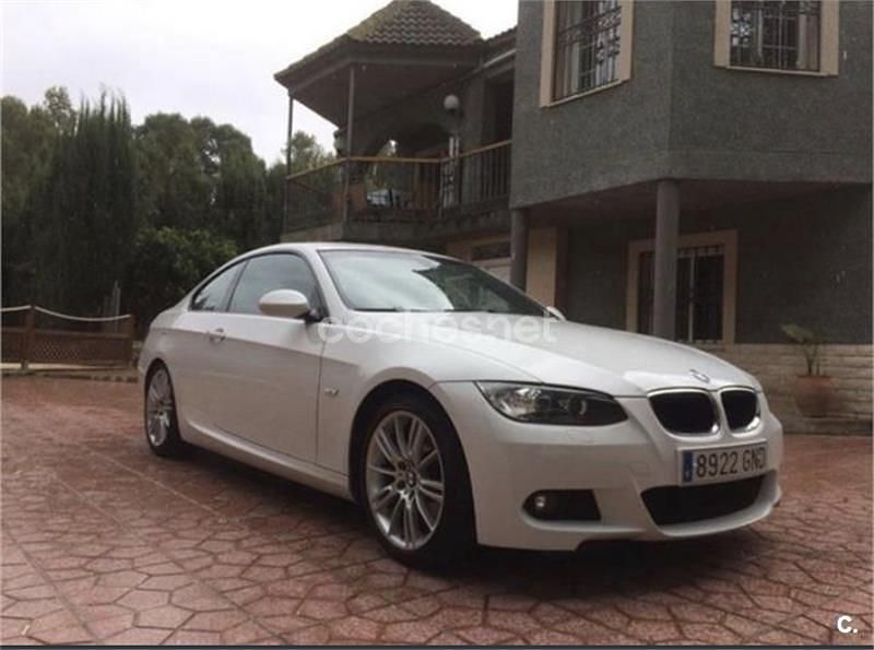 Usado BMW 320 177 CV (130 kW) 2009 Blanco Coupe