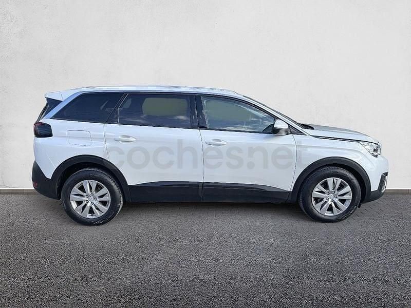 Usado Peugeot 5008 Active 130 CV (95 kW) 2018 Blanco SUV