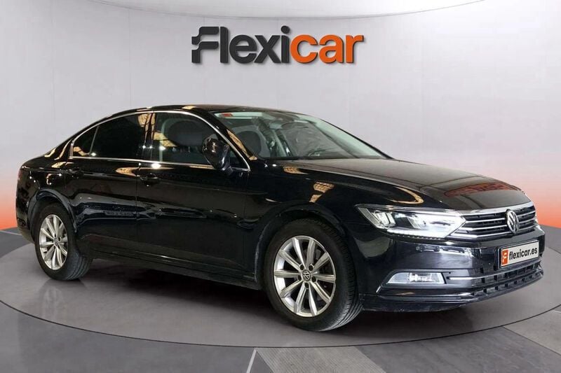 Negro Usado 2016 VW Passat Advance Berlina | 14.590 € (Precio justo) - Imagen 1/4