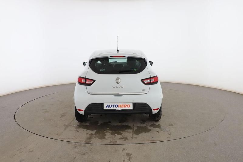 Usado Renault Clio IV Zen 90 CV (66 kW) 2017 Blanco Utilitario