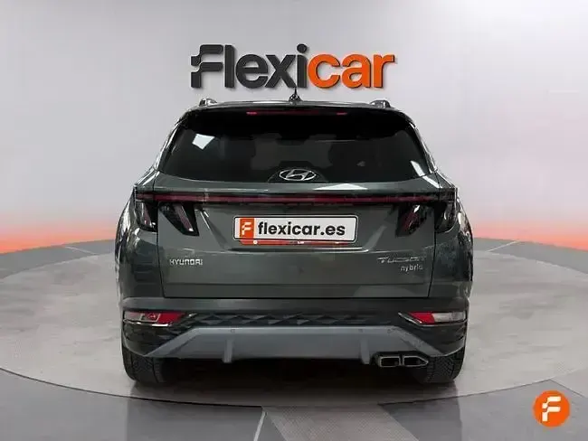 Usado Hyundai Tucson 230 CV (169 kW) 2021 Gris SUV