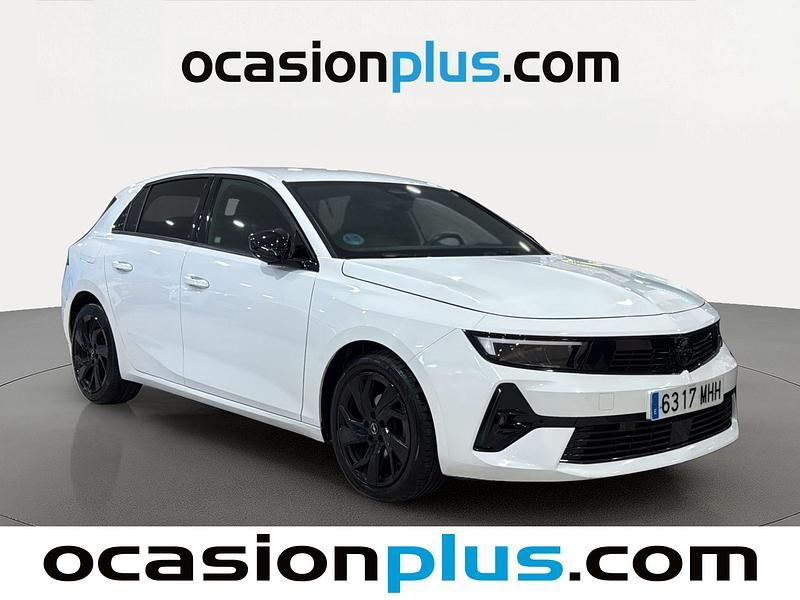 Usado Opel Astra S 131 HP (96 kW) 2023 Branco Citadino