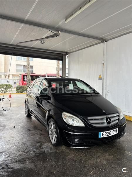 Negro Usado 2006 Mercedes B200 Monovolumen | 4900 € (Buen precio) - Imagen 1/4