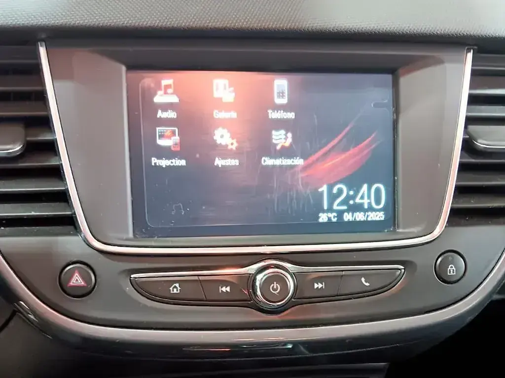 Usado Opel Crossland X Innovation 130 CV (95 kW) 2020 Blanco SUV