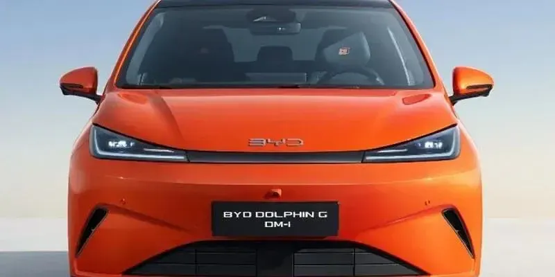 Nuevo BYD Dolphin 155 kW (212 CV) 2026 Naranja Utilitario