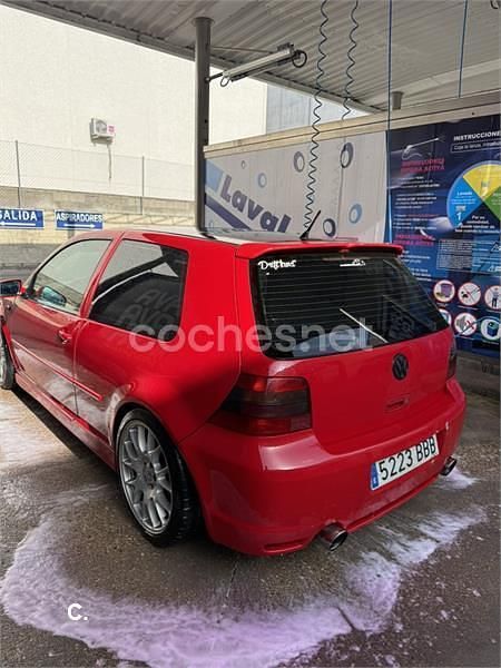 Usado VW Golf IV GTI 150 CV (110 kW) 2000 Rojo Berlina