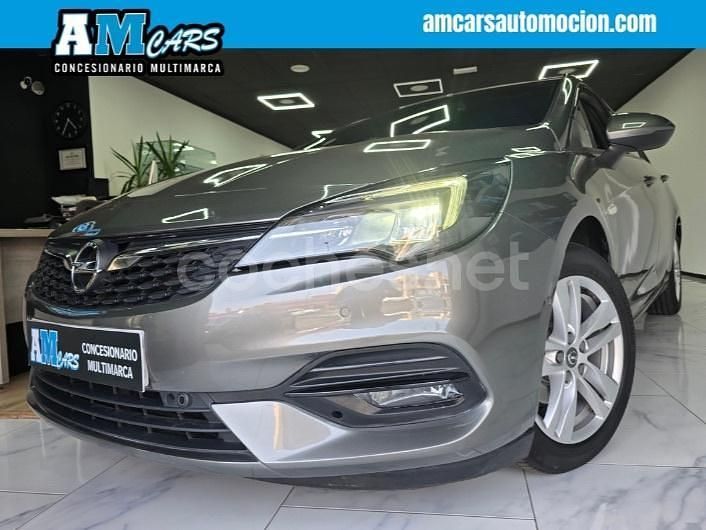 Gris / plata Usado 2021 Opel Astra Ultimate Familiar | 11.990 € (Precio justo) - Imagen 1/4