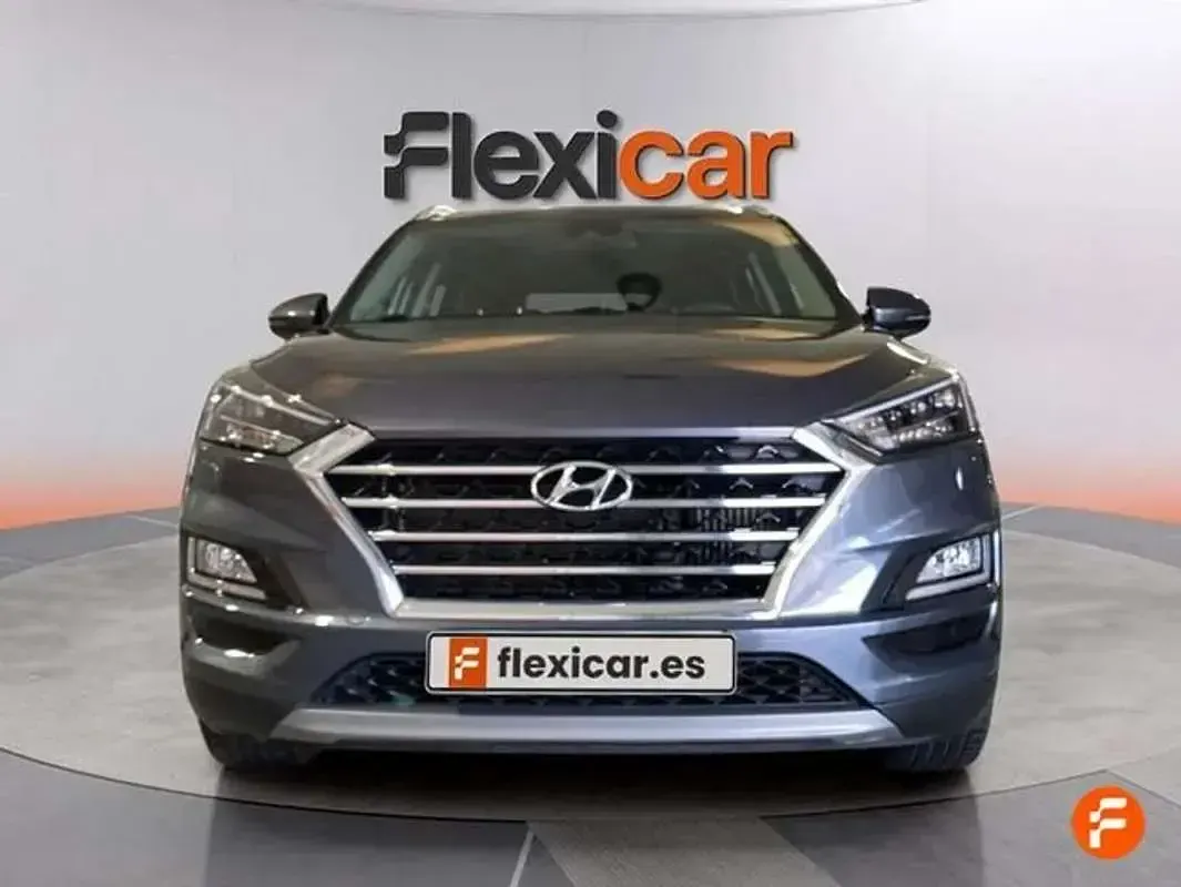 Usado Hyundai Tucson 177 CV (130 kW) 2019 Gris SUV