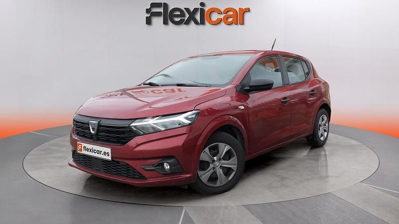 Usado Dacia Sandero Comfort 101 CV (74 kW) 2021 Burdeos Utilitario