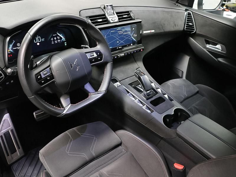 Usado DS Automobiles DS7 Crossback Performance Line Plus 300 CV (220 kW) 2021 Blanco SUV