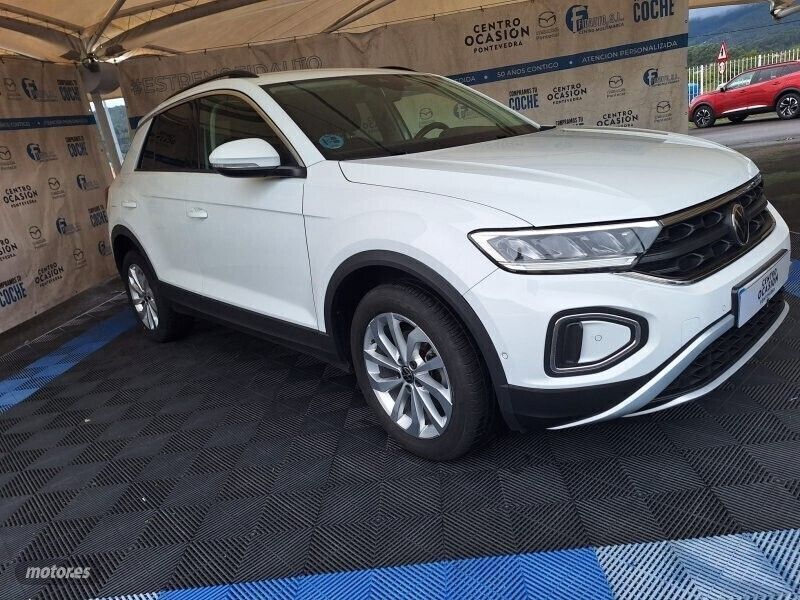 Blanco Usado 2022 VW T-Roc Life SUV | 24.900 € (Precio justo) - Imagen 1/4