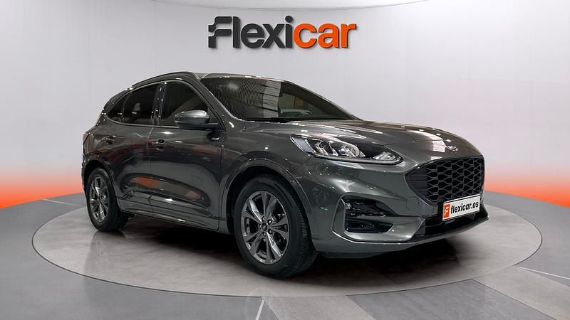 Usado Ford Kuga ST-Line 120 CV (88 kW) 2024 Gris SUV