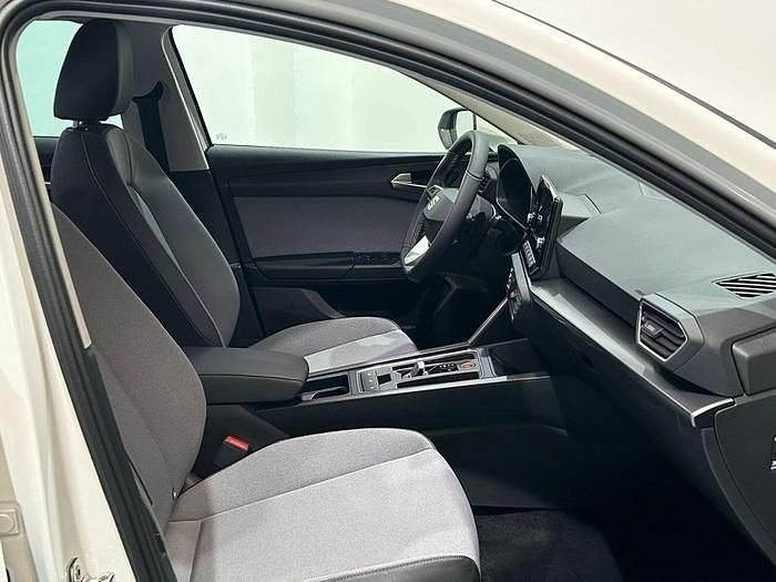 Usado Seat Leon Style 116 CV (85 kW) 2025 Blanco