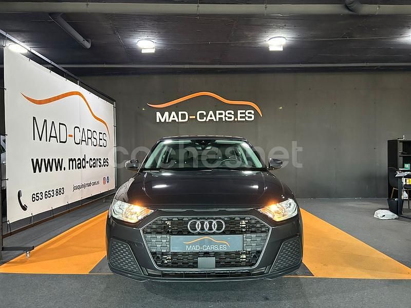 Usado Audi A1 Sportback 116 CV (85 kW) 2019 Gris / plata Utilitario