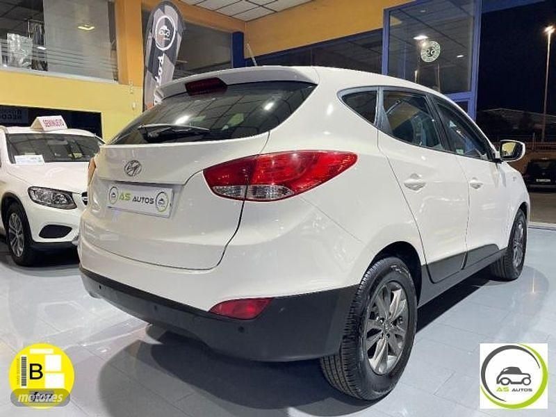 Usado Hyundai ix35 136 CV (100 kW) 2014 Blanco SUV