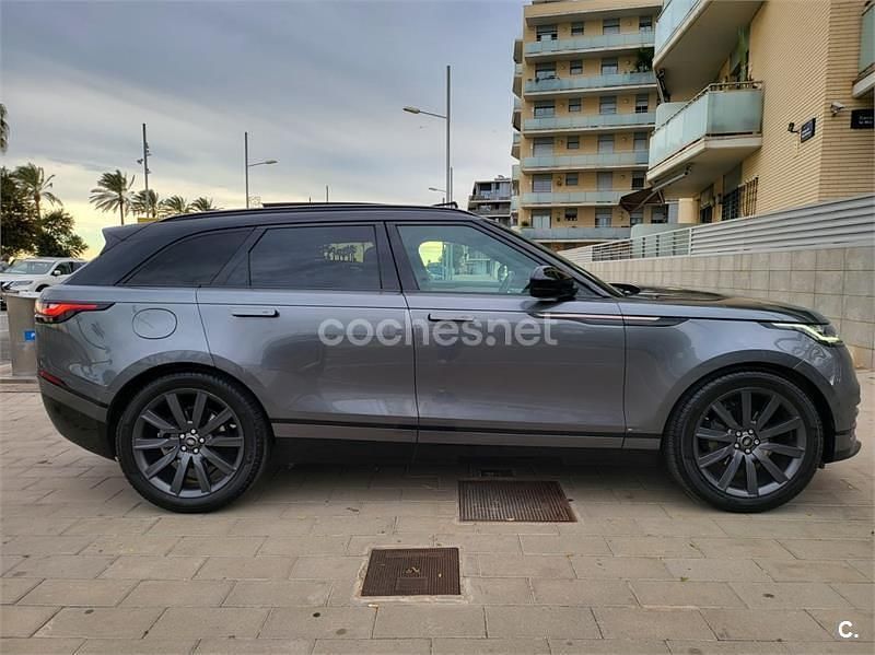 Usado Land Rover Range Rover Velar R-Dynamic 240 CV (176 kW) 2018 Gris / plata SUV