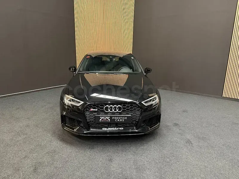 Usado Audi RS3 Prestige 400 CV (294 kW) 2019 Negro Berlina