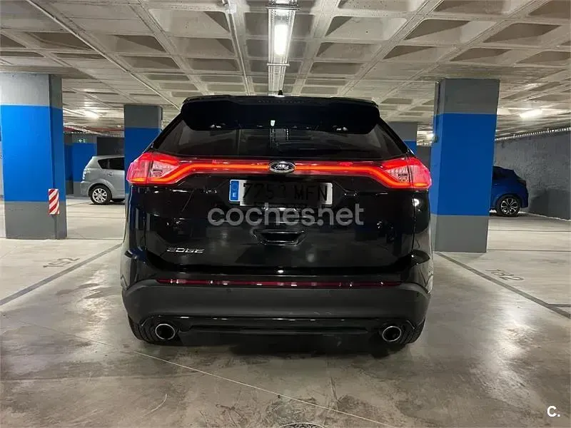 Usado Ford Edge Titanium 210 CV (154 kW) 2015 Negro SUV