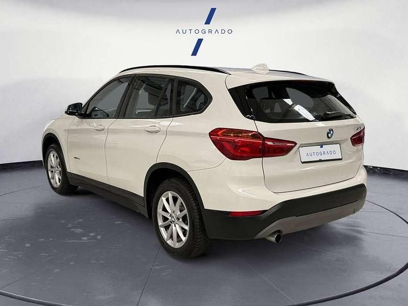 Usado BMW X1 Comfort Edition 150 CV (110 kW) 2017 Blanco SUV