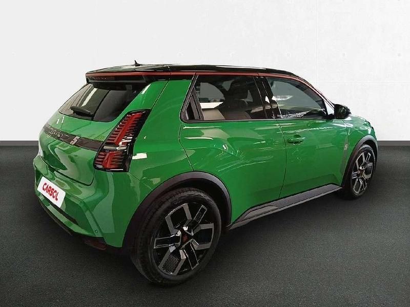 Usado Renault R5 Techno 110 kW (150 CV) 2025 Verde Utilitario