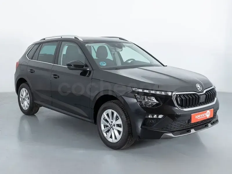 Usado Skoda Kamiq Selection 115 CV (84 kW) 2025 Blanco SUV
