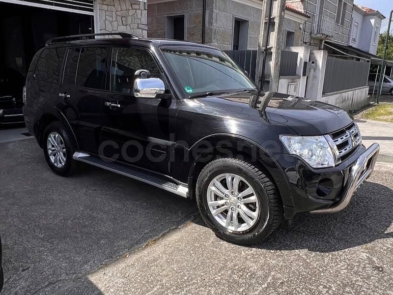 Usado Mitsubishi Montero 200 CV (147 kW) 2014 Negro SUV