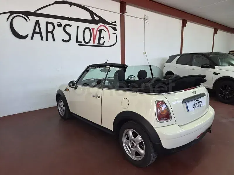 Usado Mini One Cabriolet 98 CV (72 kW) 2010 Beige Descapotable