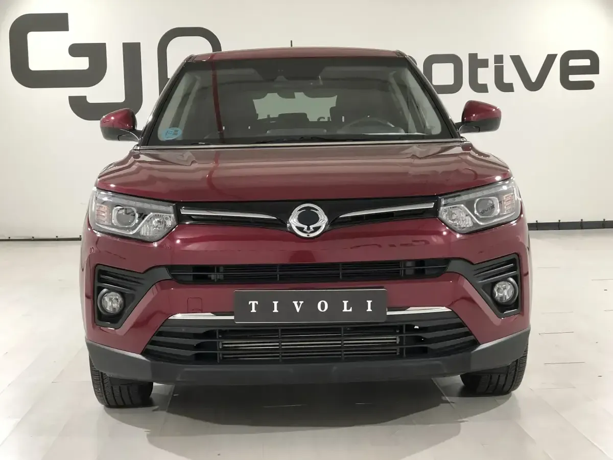 Usado SsangYong Tivoli 163 CV (119 kW) 2023 Rojo SUV