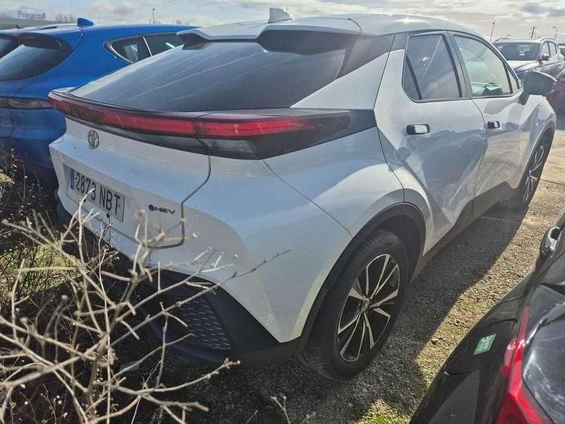 Usado Toyota C-HR Advance 141 CV (103 kW) 2025 Blanco SUV