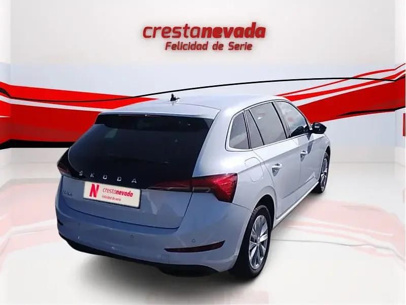 Usado Skoda Scala Selection 95 CV (69 kW) 2023 Utilitario