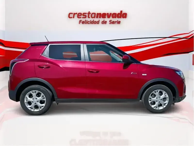 Usado SsangYong Tivoli 128 CV (94 kW) 2023 Rojo SUV