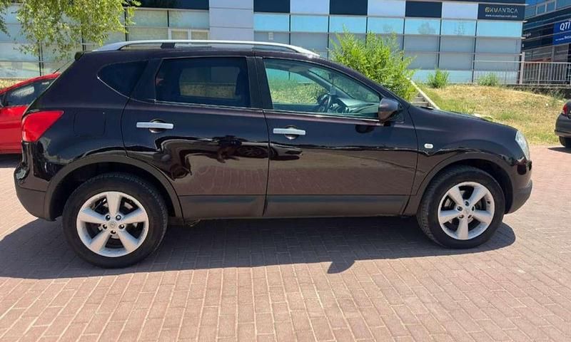 Brugt Nissan Qashqai Premium Edition 150 HK (110 kW) 2010 Rød SUV