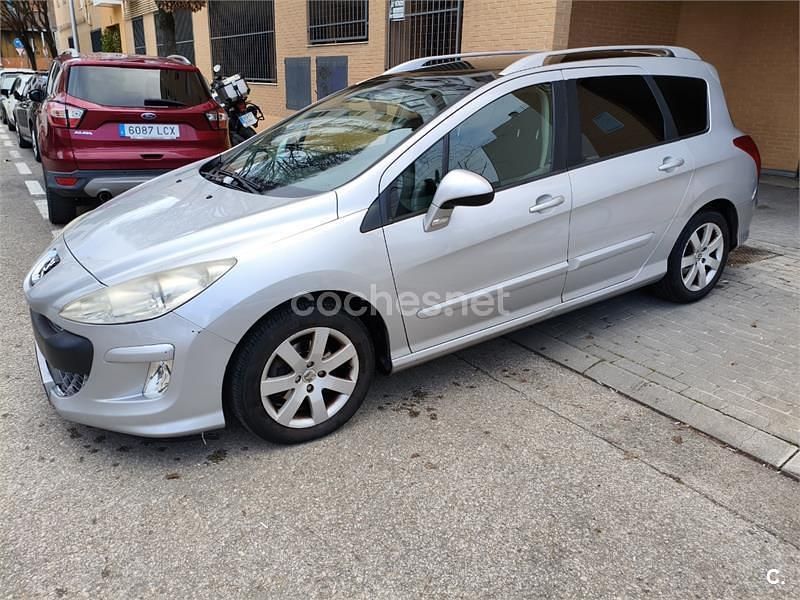 Usado Peugeot 308 SW Sport 120 CV (88 kW) 2009 Gris / plata Familiar