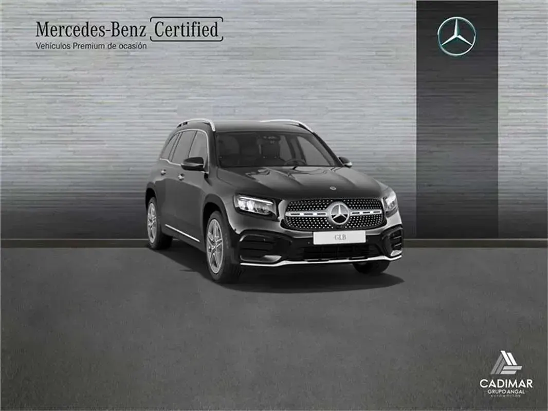 Usado Mercedes GLB200 150 CV (110 kW) 2024 SUV