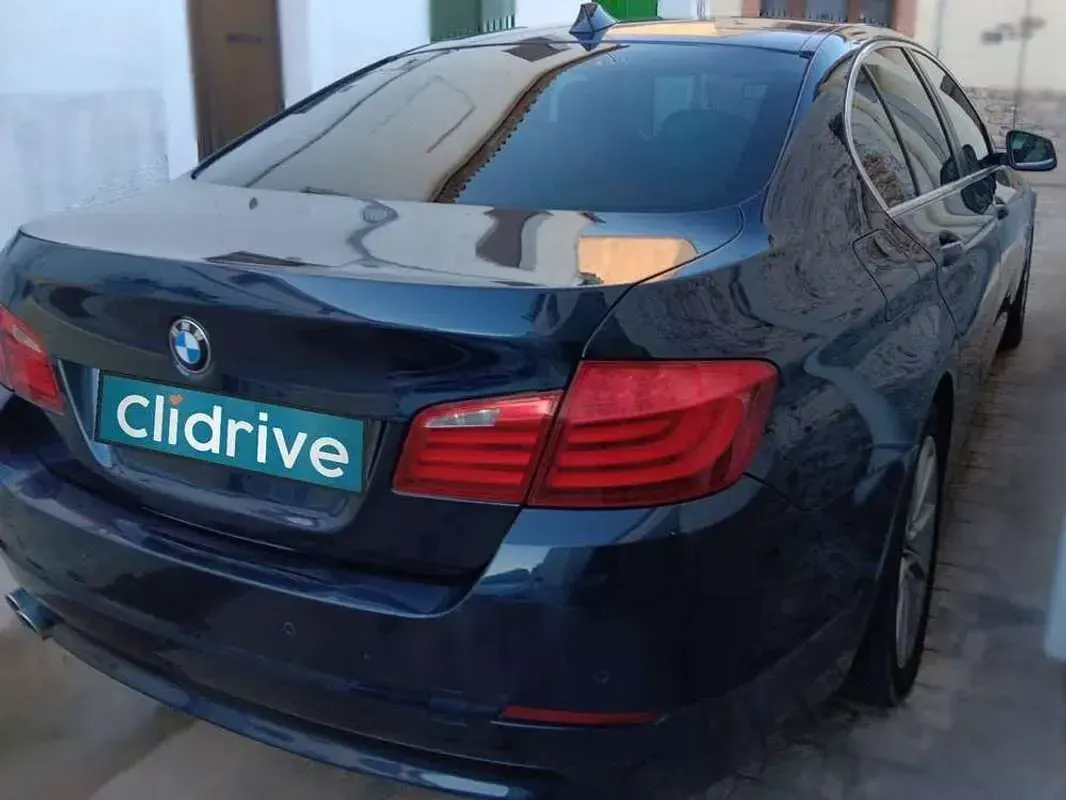 Usado BMW 520 177 CV (130 kW) 2013 Azul Berlina