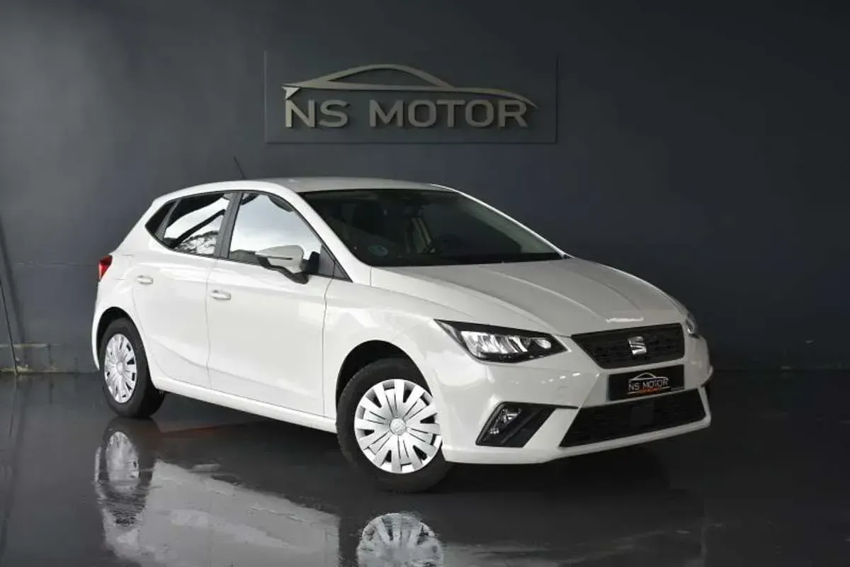 Usado Seat Ibiza Reference 80 CV (58 kW) 2022 Blanco Utilitario