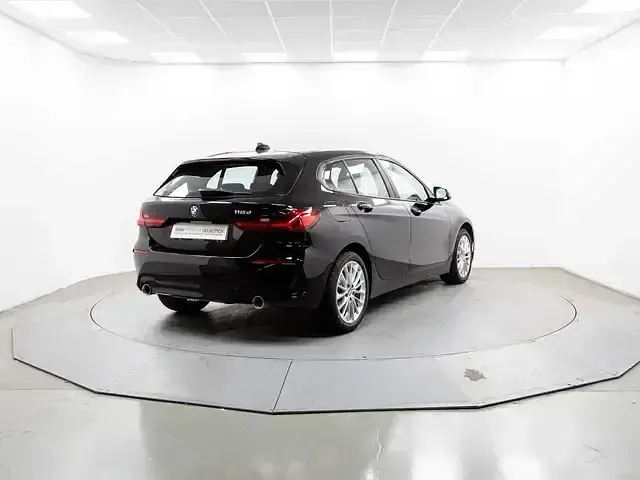 Usado BMW 118 150 CV (110 kW) 2022 Negro Utilitario