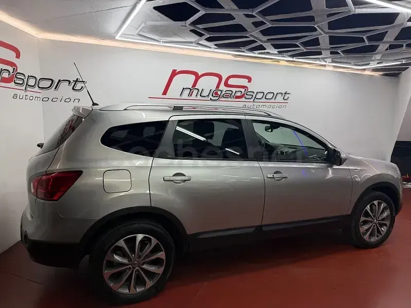 Usado Nissan Qashqai +2 Premium Edition 140 CV (102 kW) 2009 Gris / plata SUV