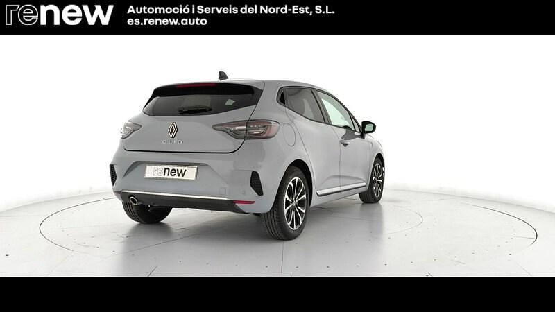Usado Renault Clio V Techno 100 CV (73 kW) 2025 Gris Berlina